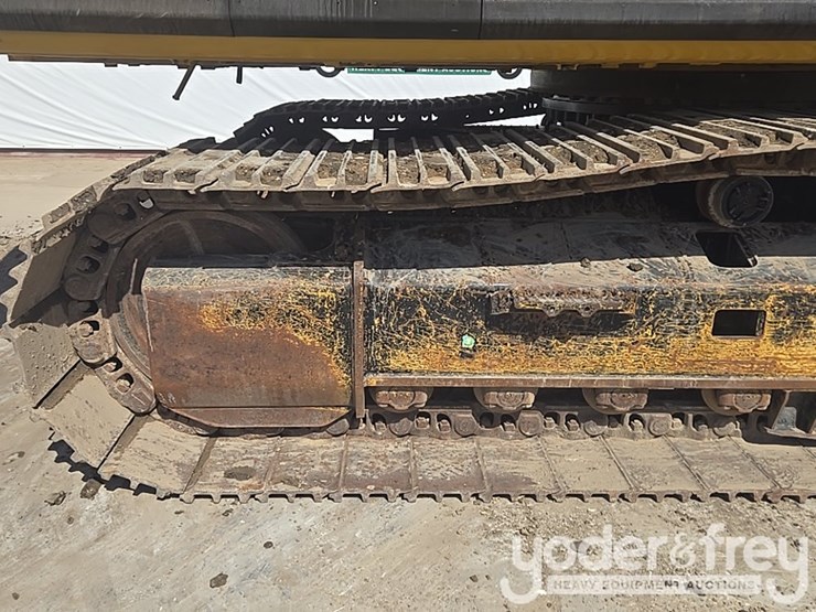 2017-caterpillar-336fl-image-18