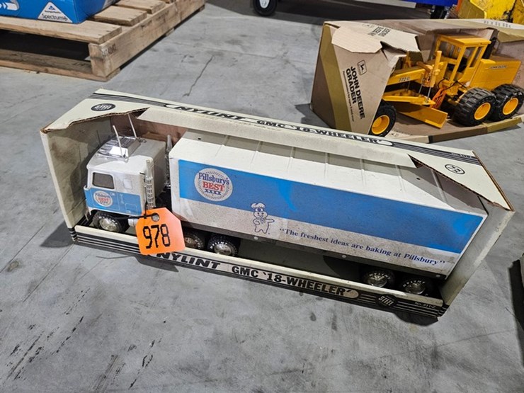 #978-•-gmc-steel-toy-18-wheeler-image-1