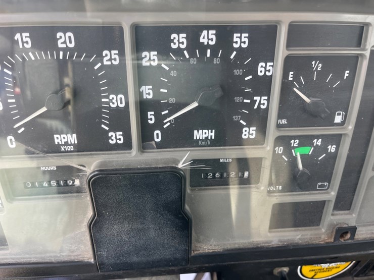 2001-international-4900-image-19