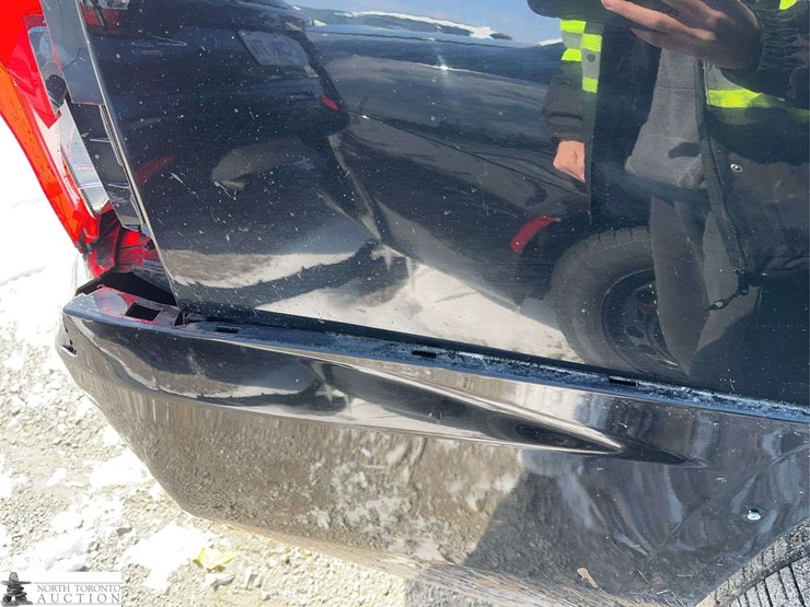 2017-chevrolet-tahoe-image-20