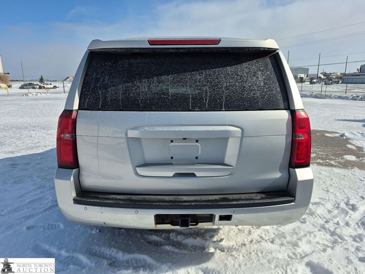 2017-chevrolet-tahoe-image-6