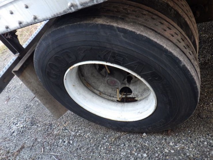 2018-strick-van-image-9