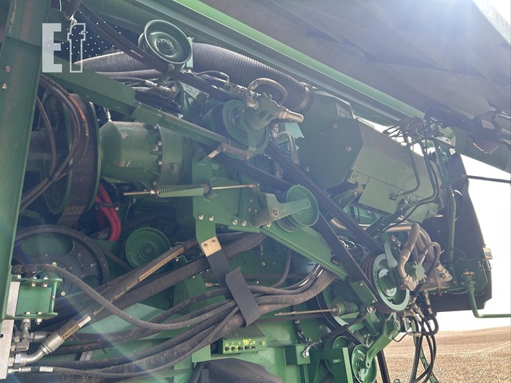2012-john-deere-s690-image-15