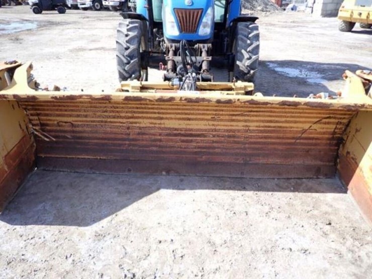 2014-new-holland-t4.75-image-32