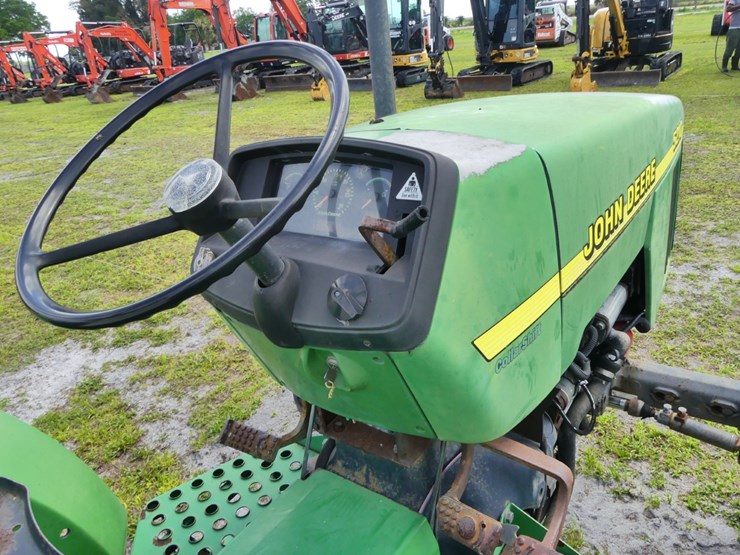 john-deere-5210-image-12