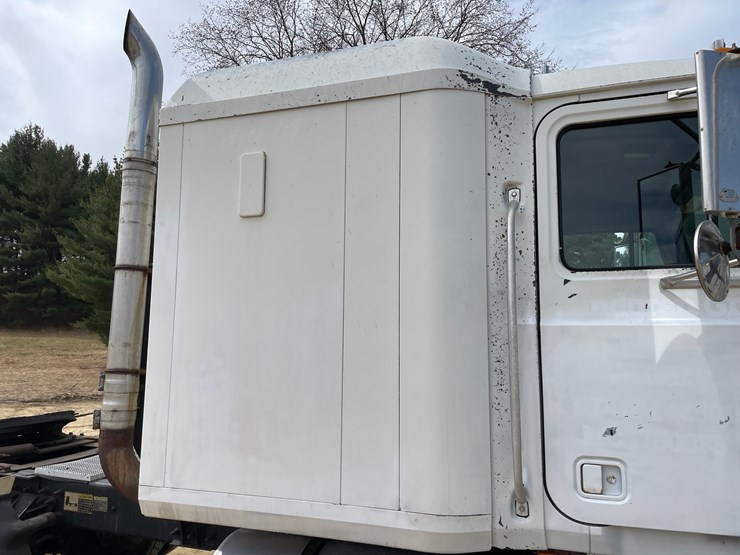 #400-•-1997-mac-ch600-semi-(has-wi-title)-image-20