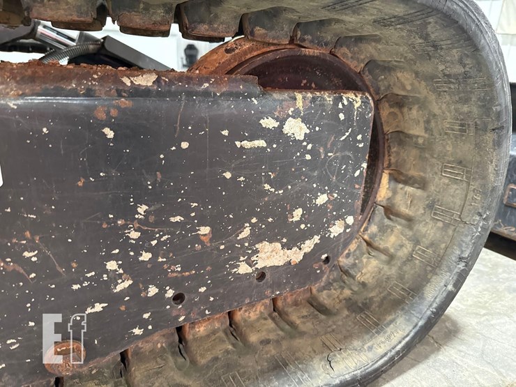 2018-caterpillar-305e2-cr-image-33