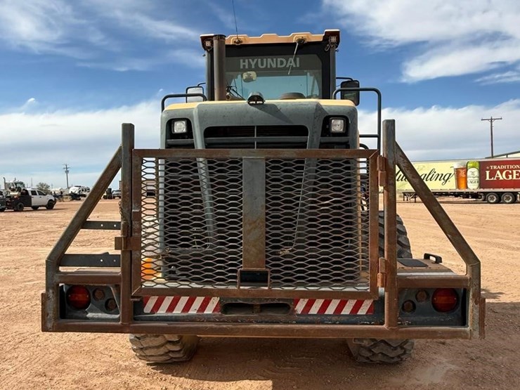 2014-hyundai-hl757tm-9a-image-8