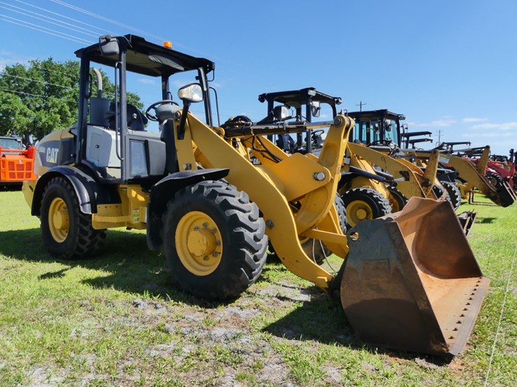 2015-caterpillar-906h2-image-2
