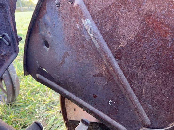 1924-fordson-tractor-image-35