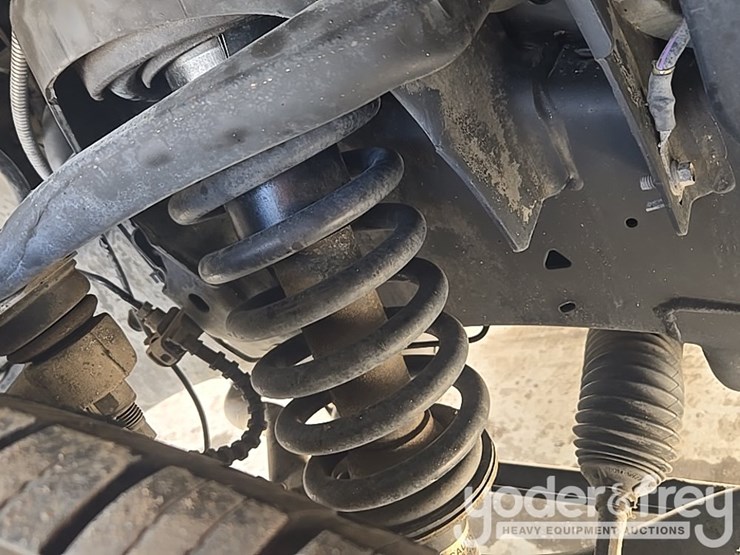 2019-ford-f150-image-24