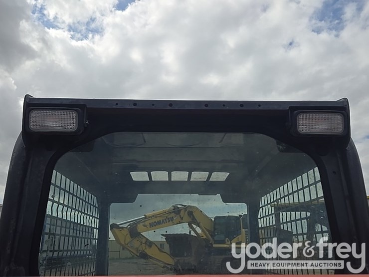 2020-kubota-svl65-2-image-64