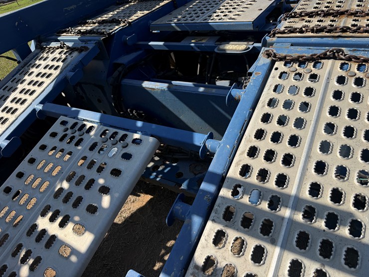 2015-cottrell-car-hauler-image-11