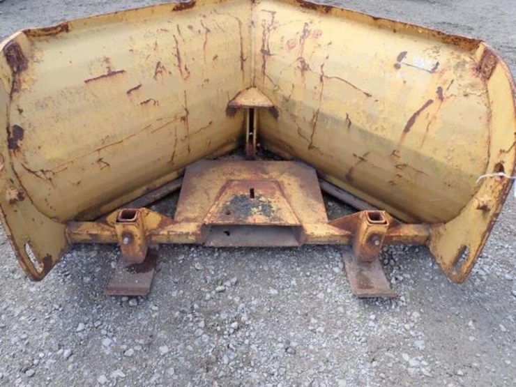 4-ft-v-plow-045366-image-8