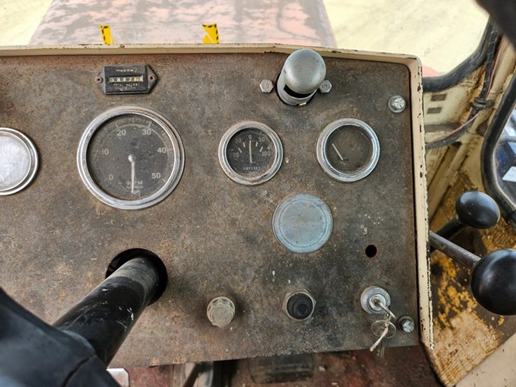 allis-chalmers-440-image-33