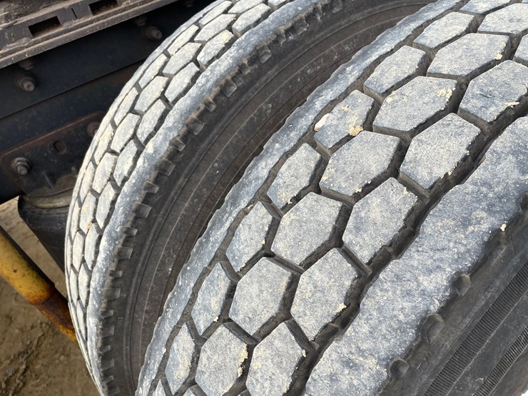 #400-•-1997-mac-ch600-semi-(has-wi-title)-image-112