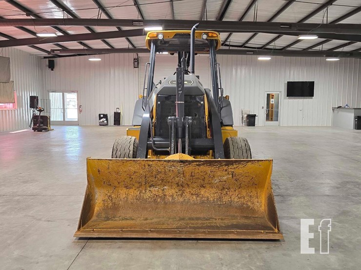 2023-deere-310-g-tier-image-7