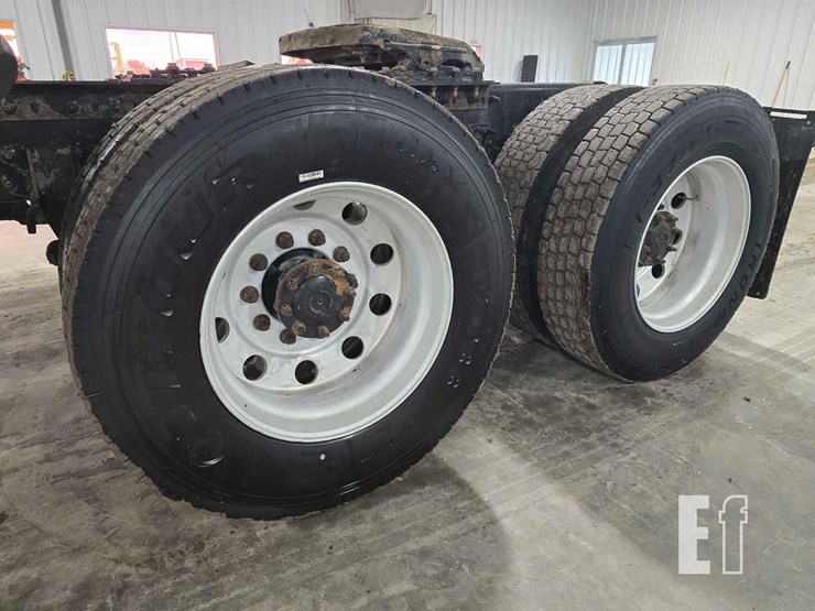 2013-international-paystar-5900-image-27