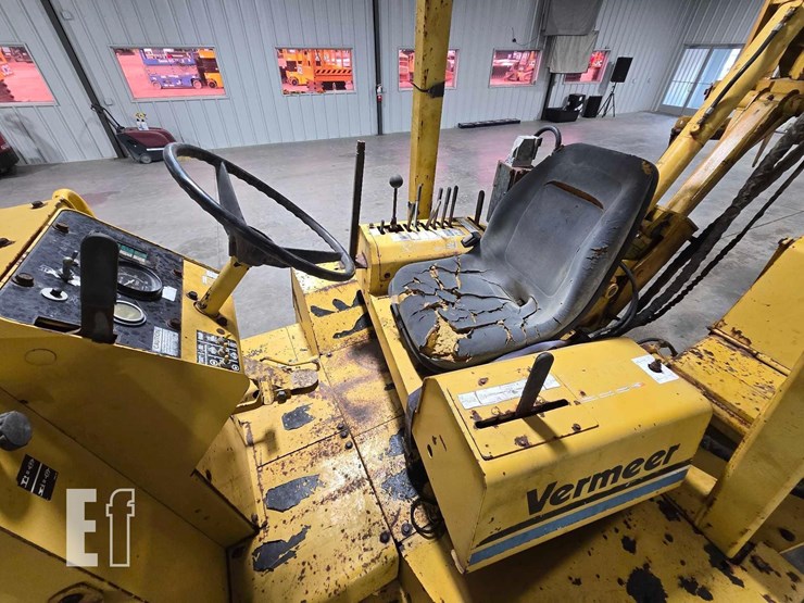 2007-vermeer-v8550-image-19