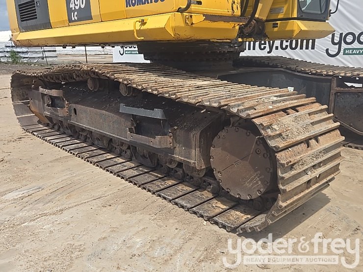 2015-komatsu-pc490-lc-11-image-17