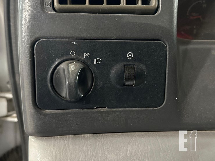 2003-ford-f350-sd-xlt-image-18