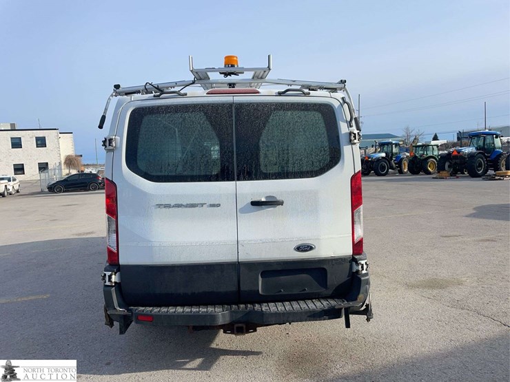 2015-ford-transit-image-6