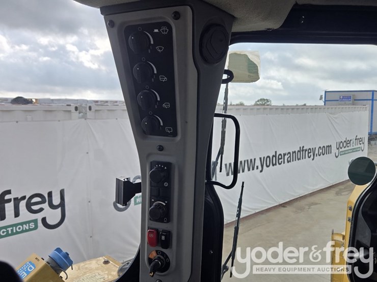 2019-caterpillar-d6-lgp-image-70