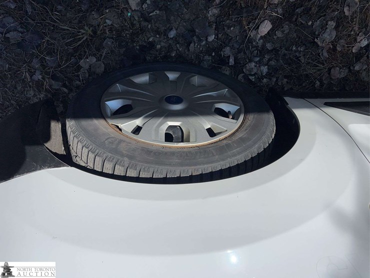 2022-ford-transit-connect-image-13