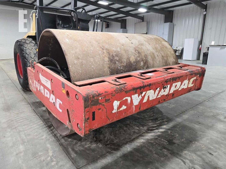 2011-dynapac-ca250d-ii-image-10