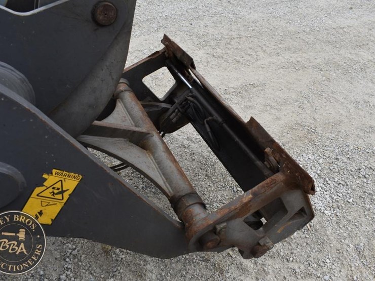 2015-volvo-l30g-image-12