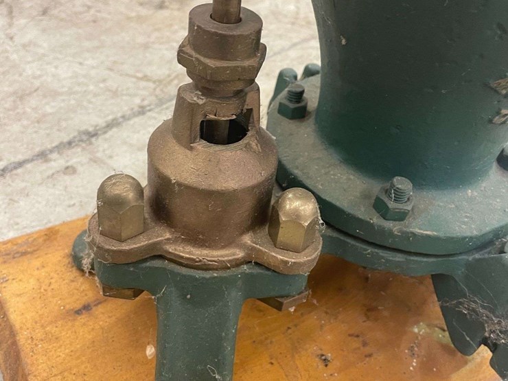 goulds-pump-display-image-9