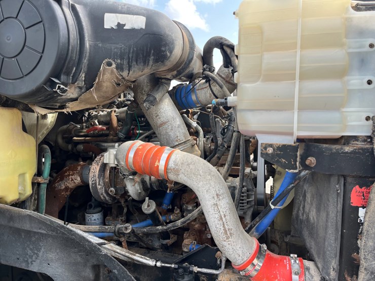 2005-international-paystar-5600i-image-10