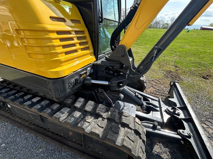 2024-new-holland-e57c-image-19