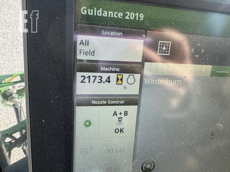 2019-john-deere-r4038-image-35