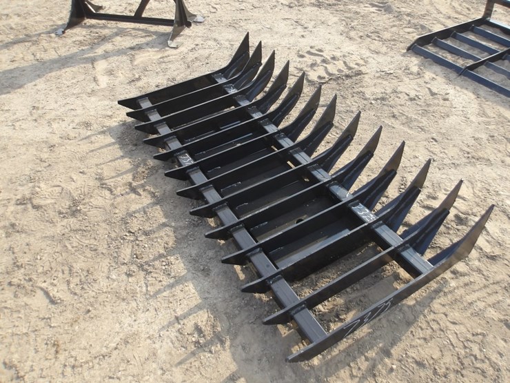 #7375-•-70-in.-root-rake-image-1