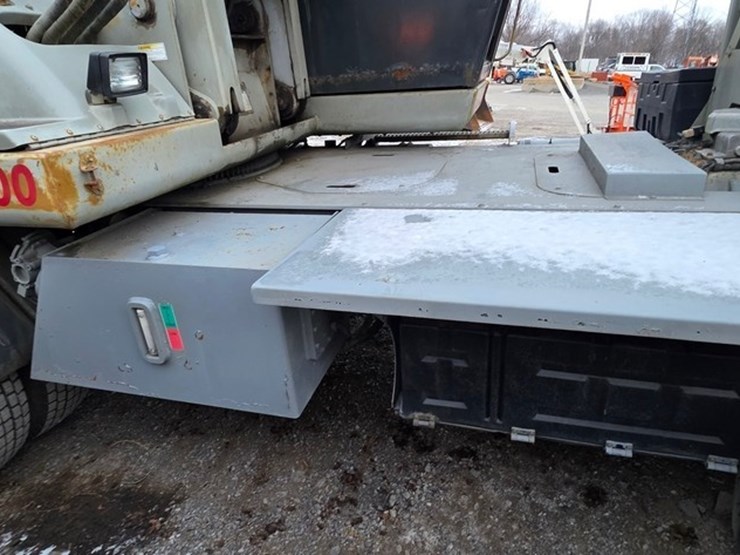 2001-gradall-xl3100-image-23