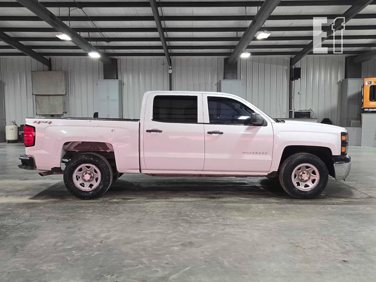 2015-chevrolet-silverado-1500-image-6