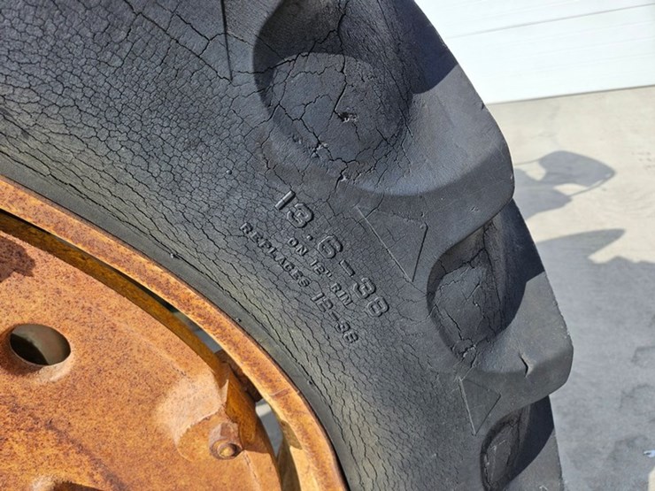 1954-john-deere-60-image-40