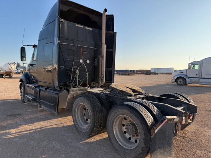 2015-international-prostar-image-8