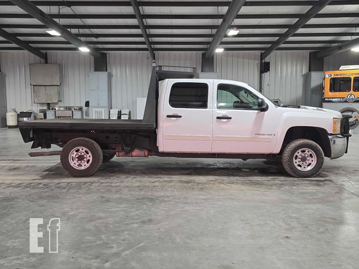 2007-chevrolet-3500hd-image-6