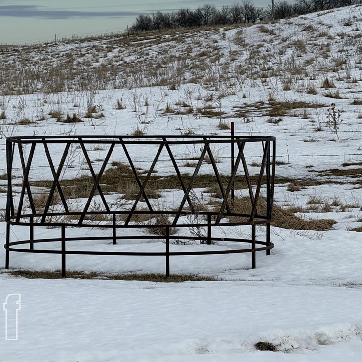 ROUND SINGLE BALE FEEDERS 262