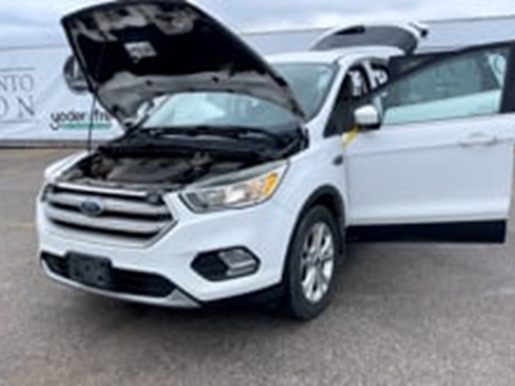 2017-ford-escape-image-9