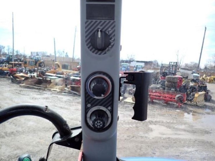 2014-new-holland-t4.75-image-19