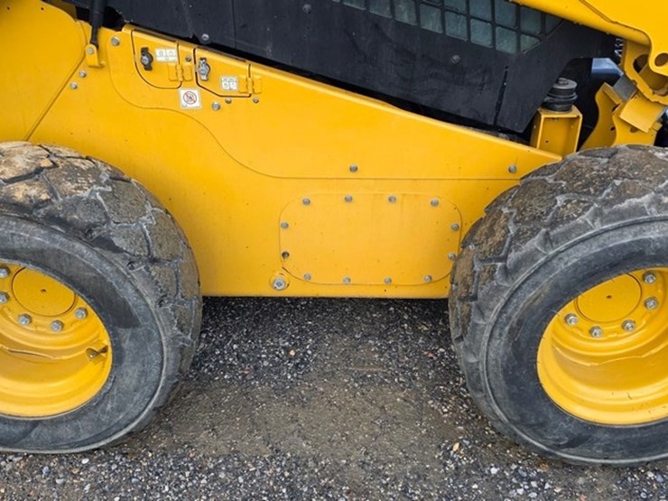 2022-caterpillar-272d3-image-11