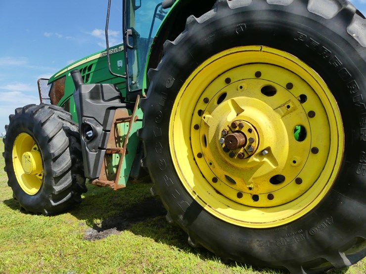 2018-john-deere-6155m-image-9