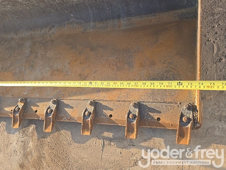 2021-caterpillar-289d3-image-25