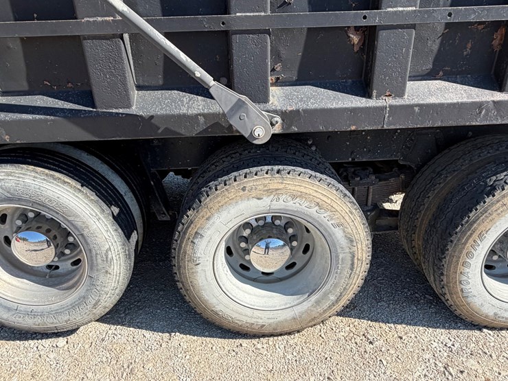 #31925-•-1999-international-tri-axle-dump-truck-image-5