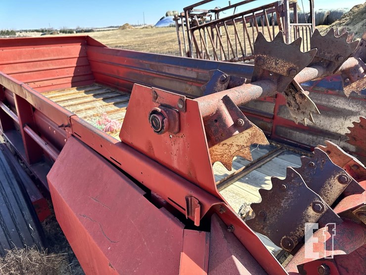 new-holland-791-image-18