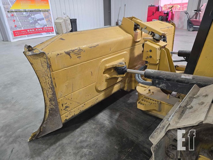 2022-caterpillar-d3-image-12