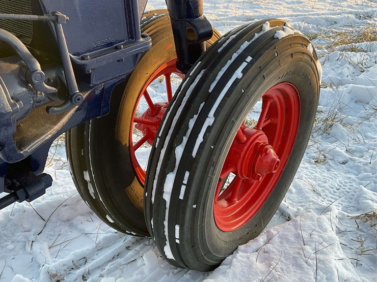 1937-fordson-all-around-england-image-16